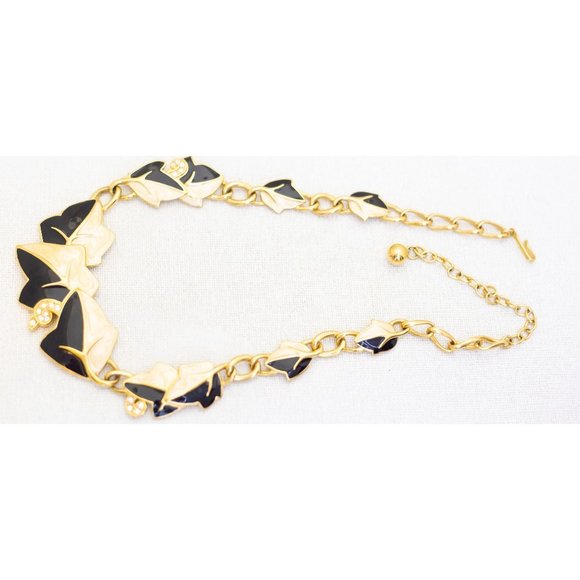 Vintage Gold and Black Bold Leaf Link Necklace 18 Inch by Trifari - AB1 - Picture 4 of 5